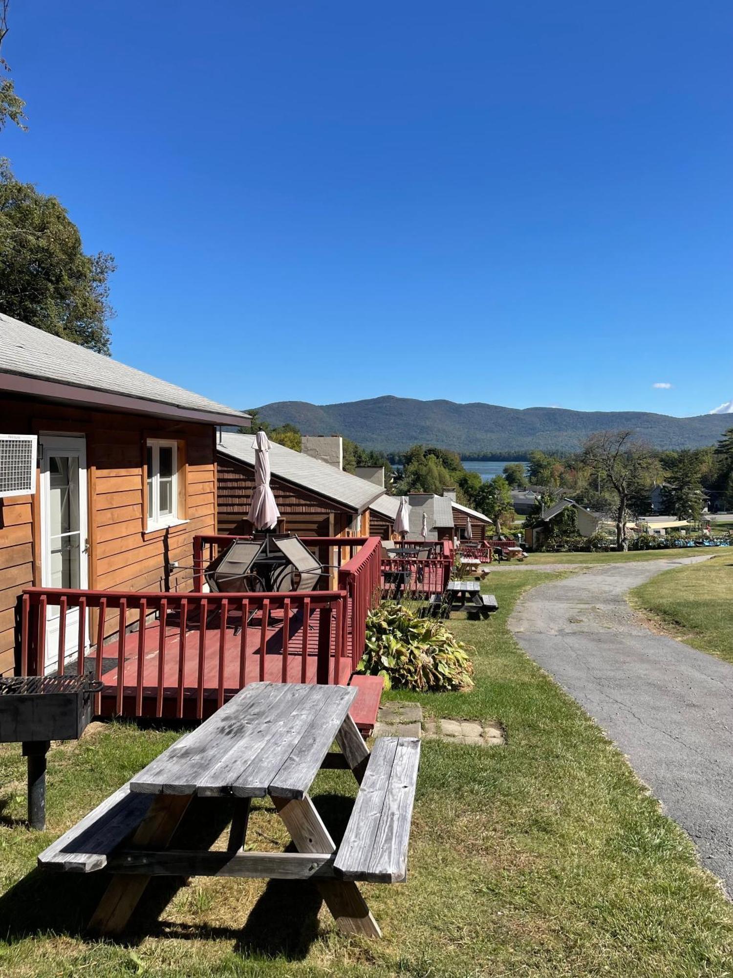 Hill View Motel And Cottages 乔治湖 外观 照片